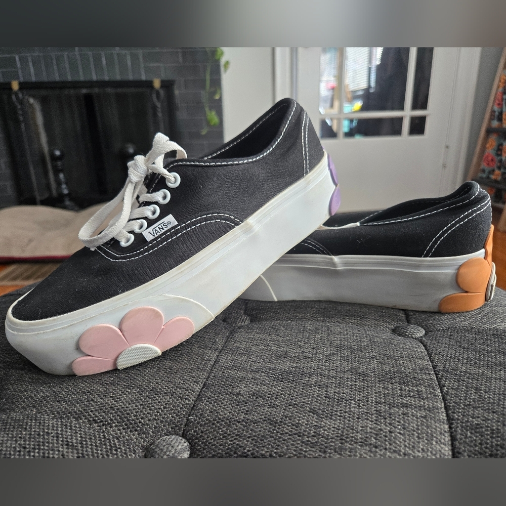 Vans Platform Black Floral Sneakers